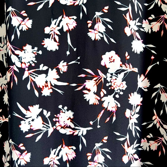 BR Navy Floral Raw Hem Dress NWOT - Picture 2 of 6